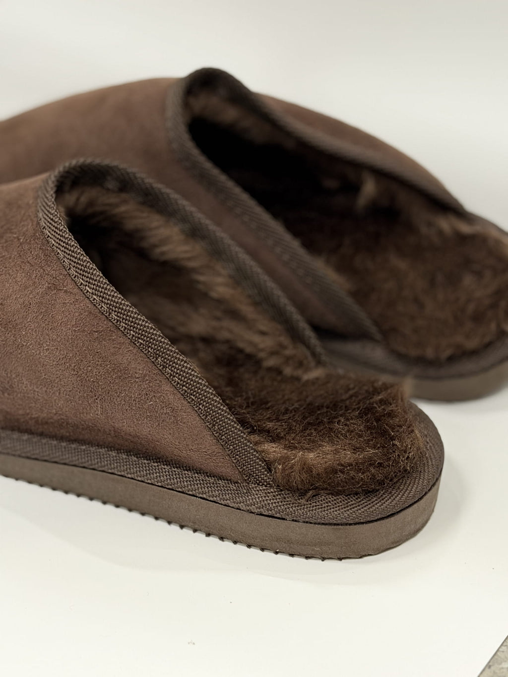 Kožené pánske šľapky, čokoládové – Milo